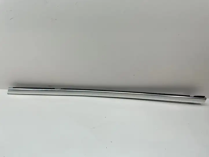 Citroen DS4 (2010 - 2016) 9687378977 Накладка стекла передней двери — фото 1