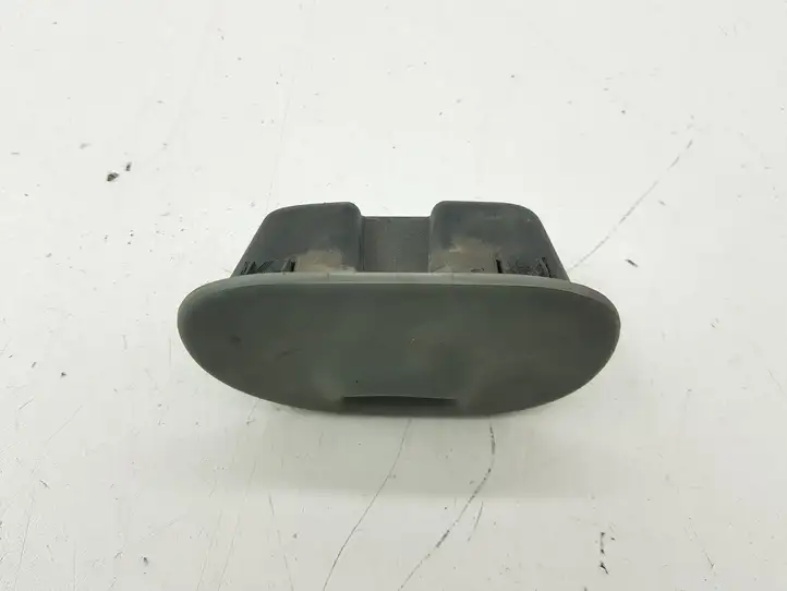 Renault Scenic I (1996 - 2003) 7700822214 Передняя пепельница — фото 1