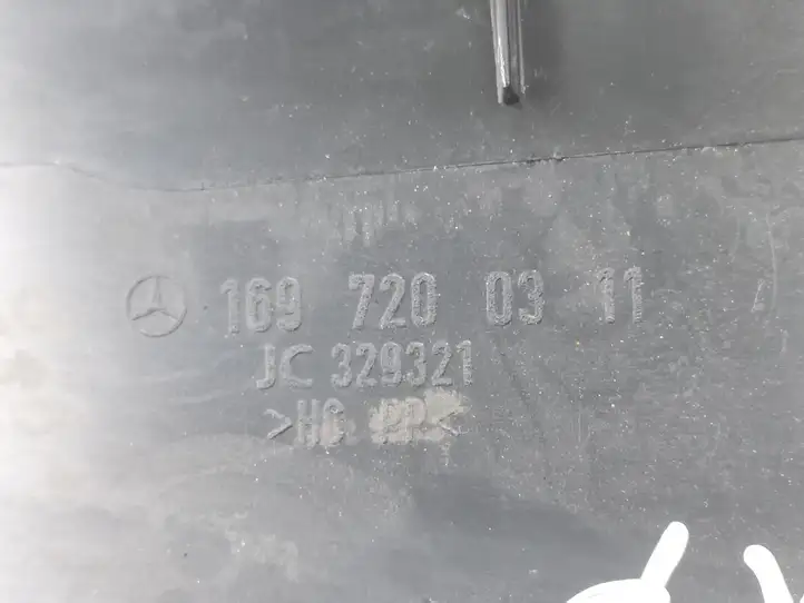 Mercedes-Benz A W169 (2004 - 2012) 1697200311 Прочая отделка передней двери — фото 6