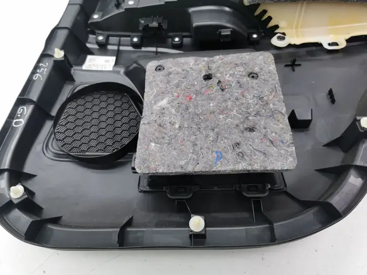 Nissan Qashqai (2013 - 2017) 7222A751XA Обшивка задней двери — фото 10