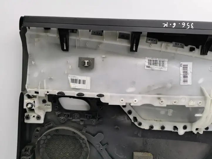 Citroen C4 Grand Picasso (2013 - 2016) 96772338YC Обшивка задней двери — фото 11