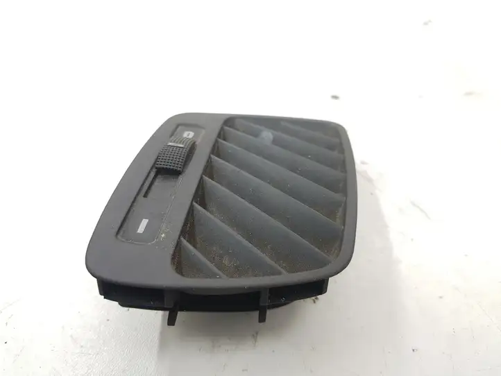 Audi A6 S6 C5 4B (2001 - 2004) 4B0819793 Боковой воздушный дефлектор — фото 5