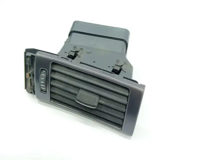 Audi A6 S6 C5 4B (2001 - 2004) 4B1820902 Боковой воздушный дефлектор — фото 3
