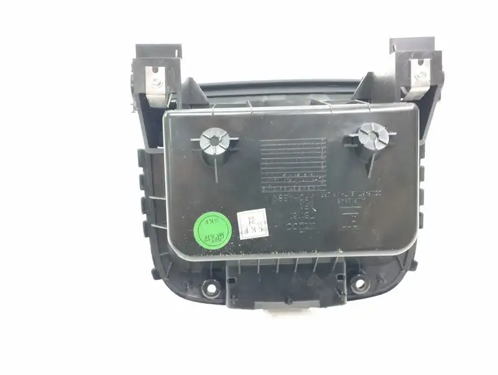 Chevrolet Captiva (2006 - 2011) TB1151 Вещевой ящик — фото 3