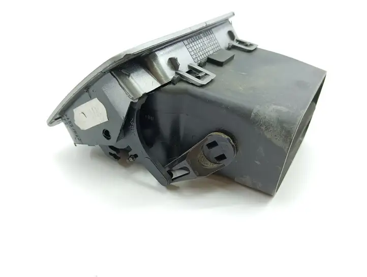 Peugeot 307 CC (2001 - 2005) 9634498977 Боковой воздушный дефлектор — фото 4