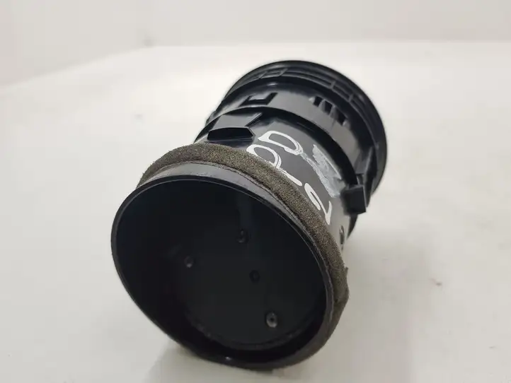 Nissan Qashqai (2006 - 2010)  68760JD10A Боковая воздушный дефлектор