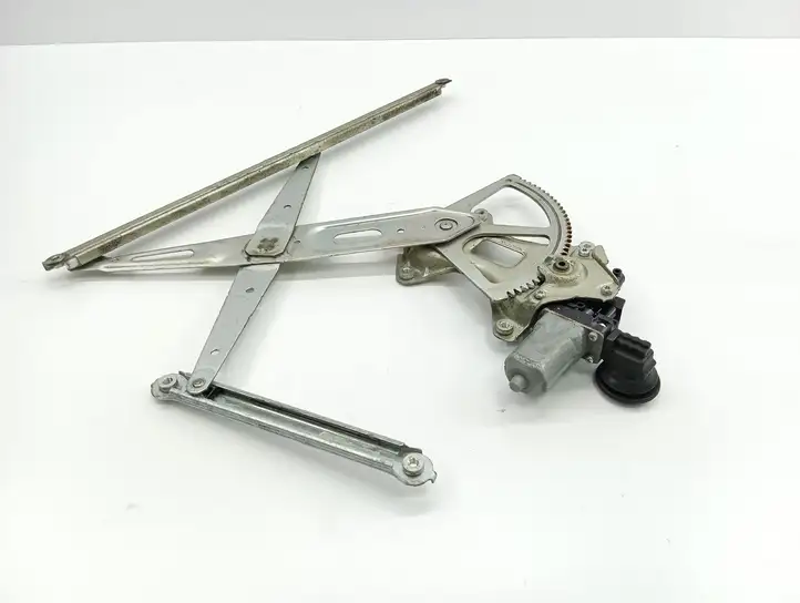 Lexus GS 300 350 430 450h (2004 - 2007) 8572030330 Электростеклоподъемник передний (комплект) — фото 6