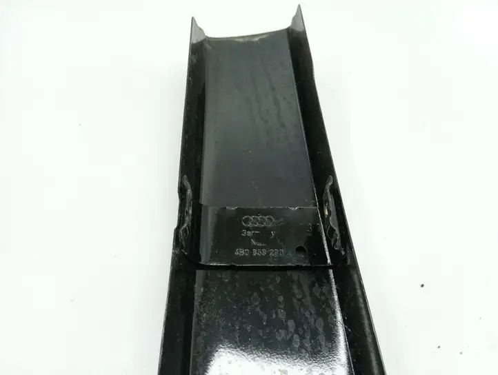 Audi A6 S6 C5 4B (1997 - 2001) 4B0853290 Накладка стекла передней двери — фото 5