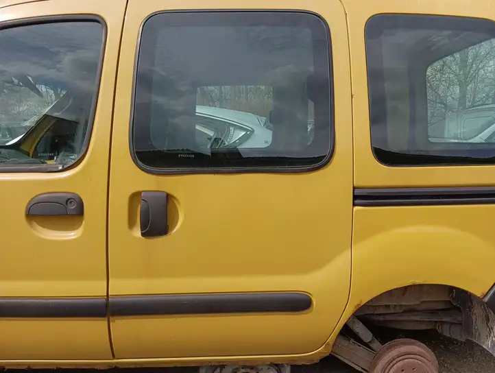 Renault Kangoo I (1997 - 2003) Боковая раздвижная дверь — фото 1