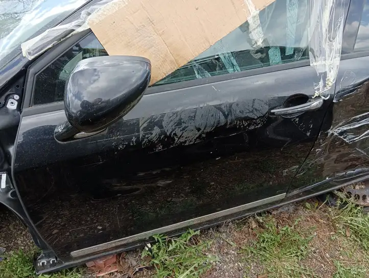 Citroen C5 (2008 - 2017) Дверь — фото 1