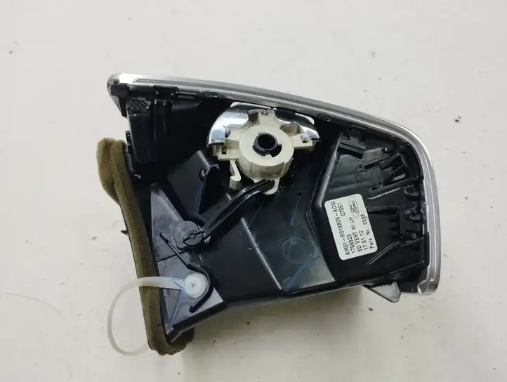 Ford C-MAX II (2010 - 2015) AM51R018B09AGW Боковой воздушный дефлектор — фото 5