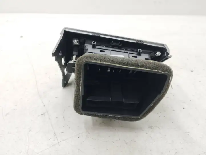 Hyundai i30 (2012 - 2015) 97490A6000RDR Боковой воздушный дефлектор — фото 4