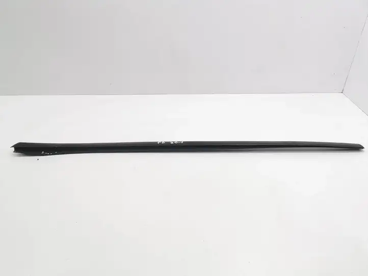 Mercedes-Benz R W251 (2005 - 2013) A2516905062 Накладка стоек лобового стекла — фото 1
