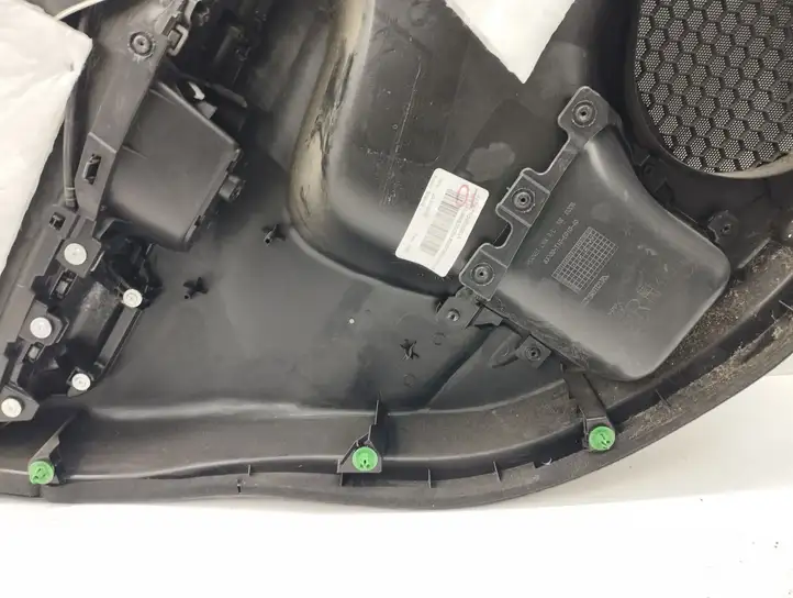 Honda CR-V (2012 - 2016) 83700T1GE01026 Обшивка задней двери — фото 9