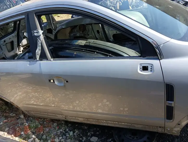 Opel Antara (2006 - 2011) Дверь — фото 1