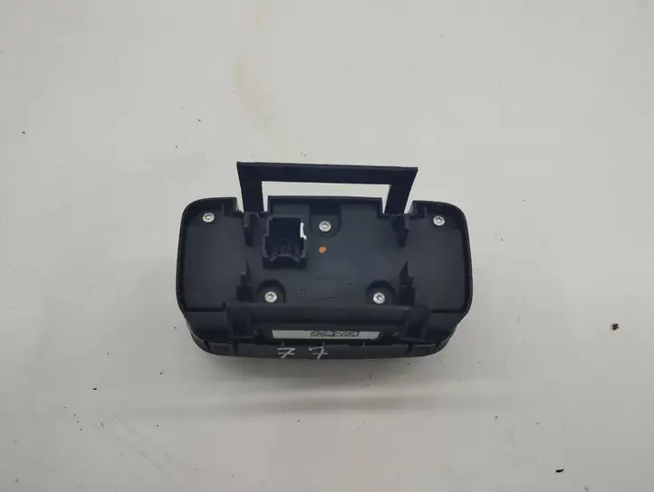 Ford Focus Grand C-MAX (2010 - 2019) AV6T13A024AC Включатель фонарей — фото 4
