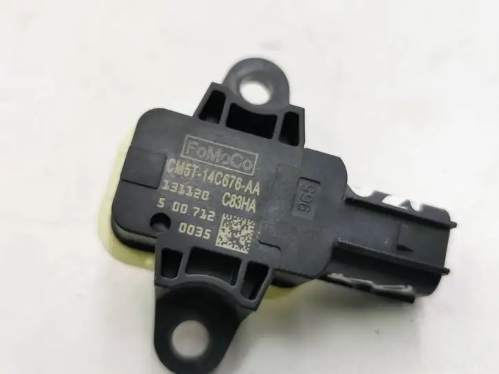 Ford Kuga II (2013 - 2019) CM5T14C676AA Датчик удара SRS — фото 2