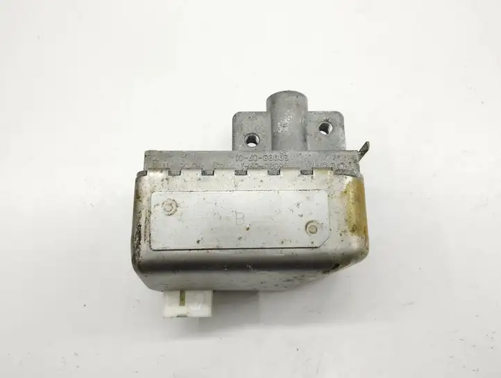 Toyota Corolla Verso AR10 (2004 - 2009) 450200F1 Блокиратор руля — фото 1