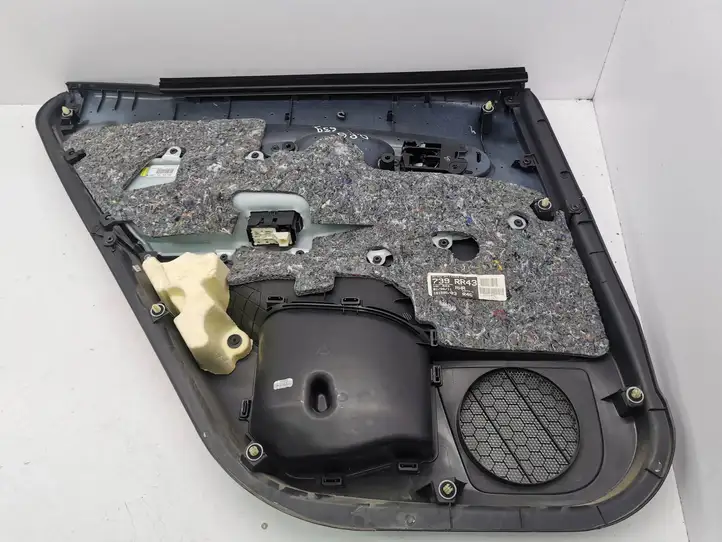 Toyota Auris 150 (2006 - 2012) 6778702010 Обшивка задней двери — фото 2