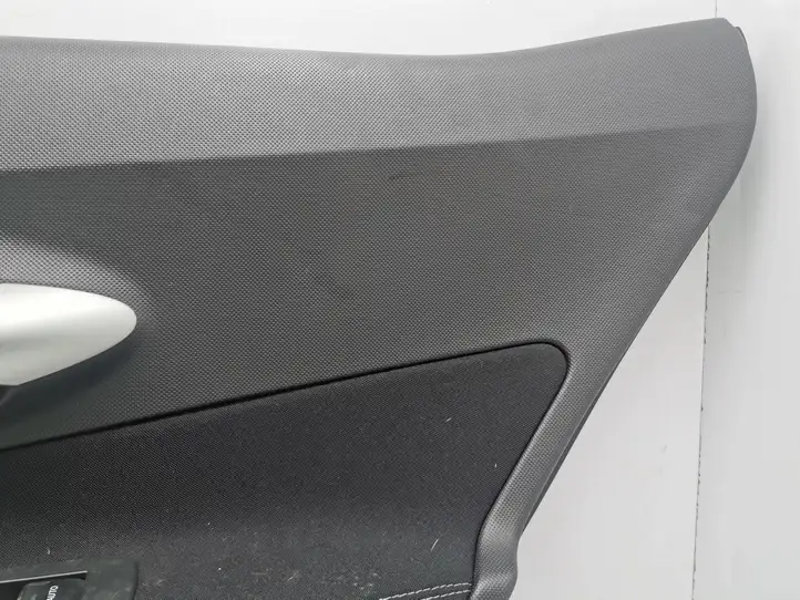 Toyota Auris 150 (2006 - 2012) 6778702010 Обшивка задней двери — фото 9