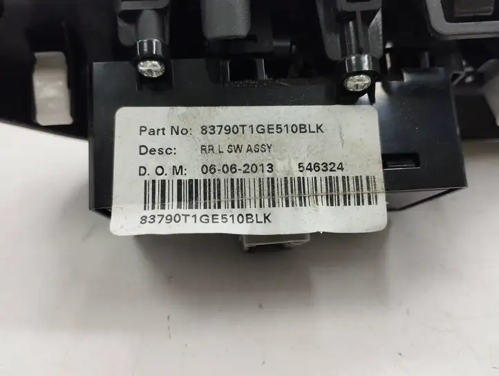 Honda CR-V (2012 - 2016) 83790T1GE510BLK Блок кнопок стеклоподъемников — фото 6