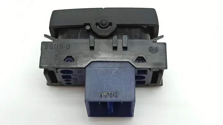 Jeep Grand Cherokee (WK) (2004 - 2010) 68015145AA Включатель AUTO HOLD — фото 3