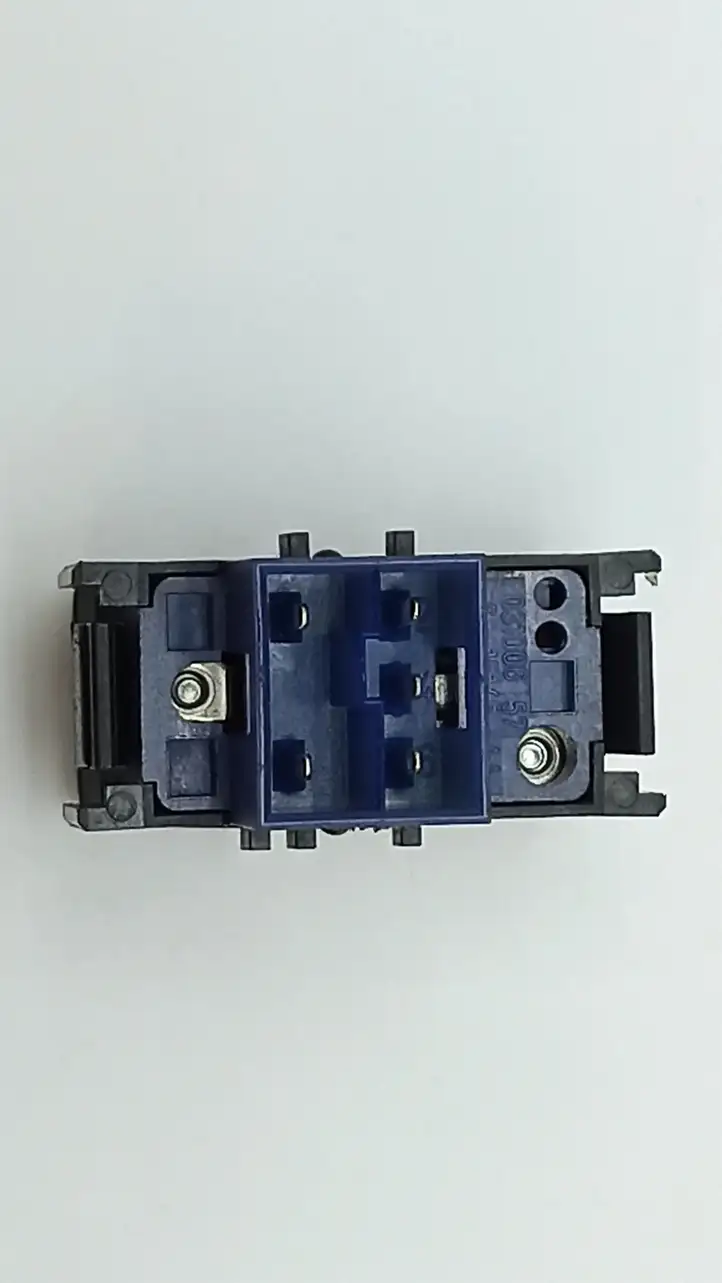 Jeep Grand Cherokee (WK) (2004 - 2010) 68015145AA Включатель AUTO HOLD — фото 10