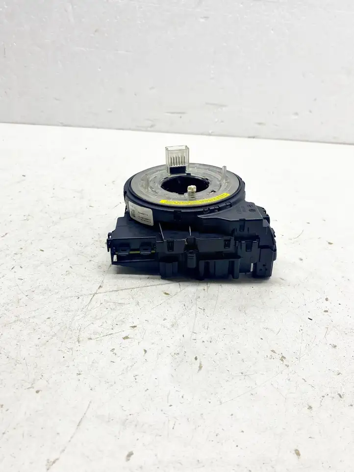 Audi A4 (2007 - 2011)  10200519 Датчик положения (угла) руля