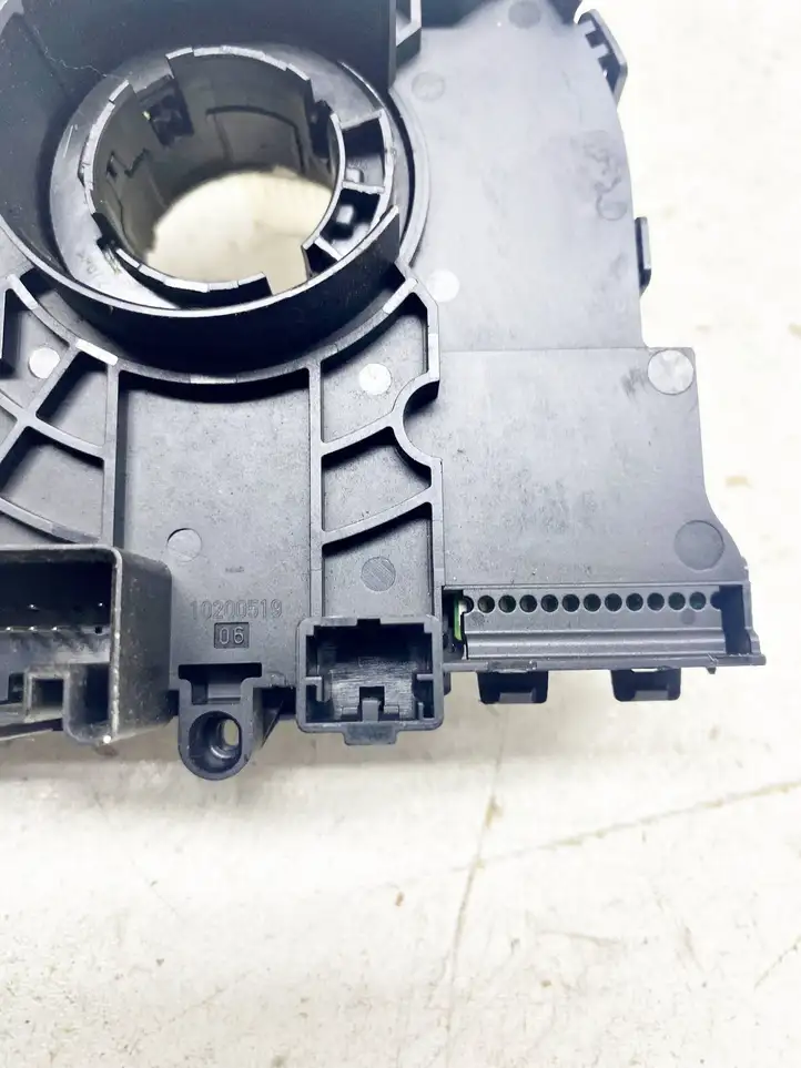 Audi A4 (2007 - 2011)  10200519 Датчик положения (угла) руля