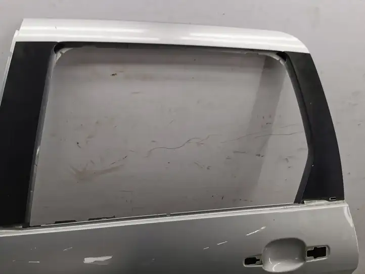 Peugeot 308 (2007 - 2013)   Задняя дверь