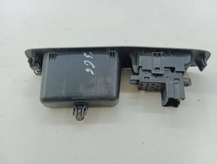 Nissan Qashqai (2006 - 2010) 25411JD Блок кнопок стеклоподъемников — фото 4
