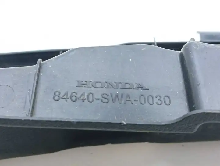 Honda CR-V (2006 - 2009) 84640SWA Отделка порога багажника — фото 8