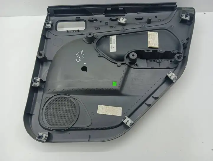 Ford Focus (2005 - 2008) 4M51A27407 Обшивка задней двери — фото 4