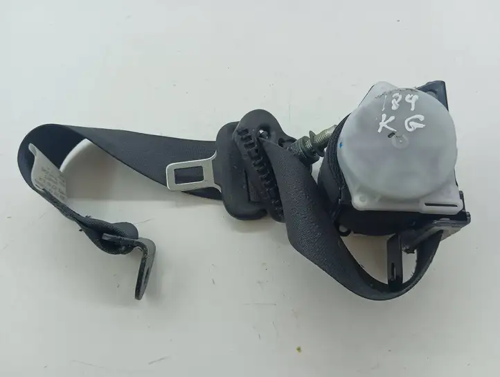 Ford Focus (2011 - 2015)  E40436146 Задний ремень безопасности