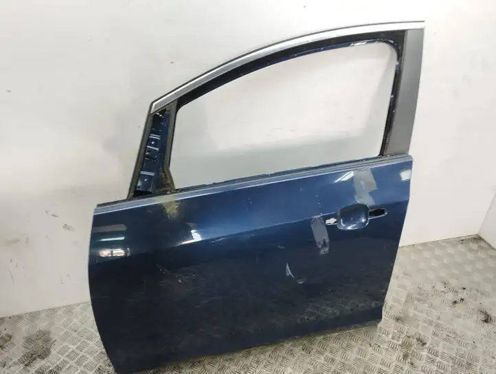 Opel Astra J (2009 - 2012) Дверь — фото 1