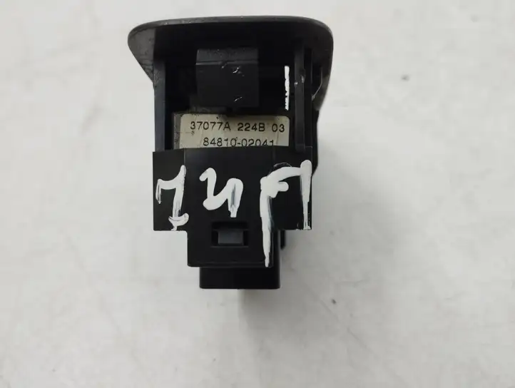 Toyota Corolla E120 E130 (2000 - 2004) 54035117 Кнопка стеклоподъемников — фото 4