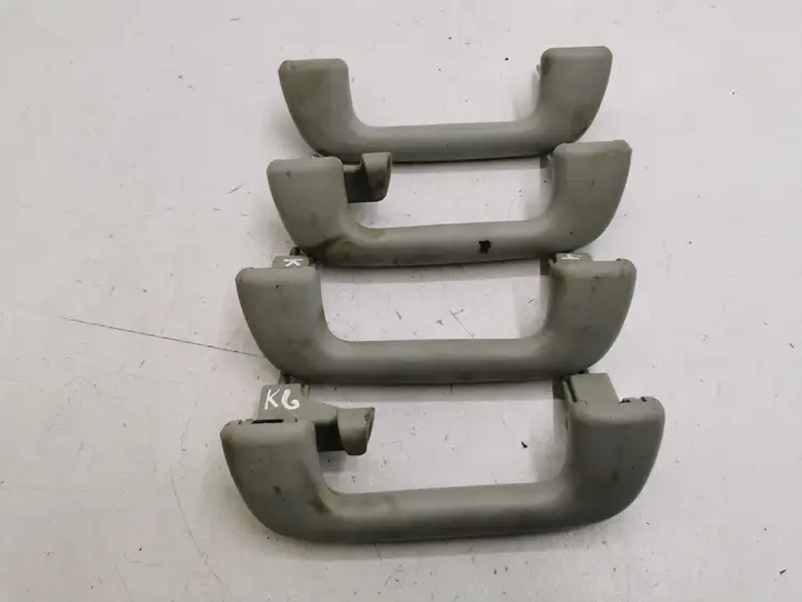 Toyota Avensis T250 (2003 - 2006) Комплект потолочных ручек — фото 1