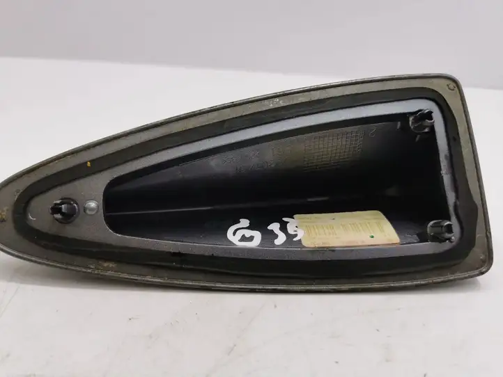 BMW 5 E60 E61 (2004 - 2010) D9207401 Крышка GPS-антенны — фото 6