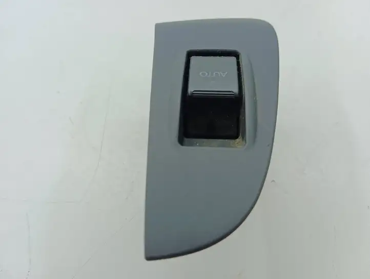 Toyota Avensis T250 (2003 - 2006) 7427105020 Блок кнопок стеклоподъемников — фото 4