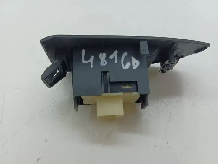 Toyota Avensis T250 (2003 - 2006) 7427105020 Блок кнопок стеклоподъемников — фото 6