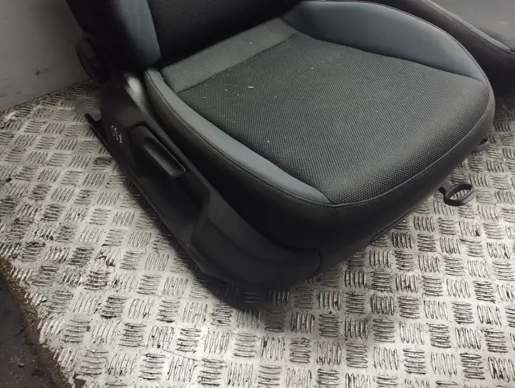 Seat Ateca (2016 - ) Комплект салона — фото 8