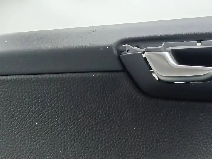 Volvo S60 (2010 - 2013) 8635872 Обшивка задней двери — фото 12