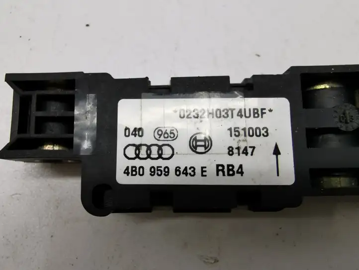 Audi A8 S8 D3 4E (2002 - 2005) 4B0959643E Датчик удара SRS — фото 5
