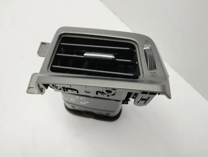 Toyota RAV 4 (XA40) (2012 - 2018) 5567042110 Боковой воздушный дефлектор — фото 6