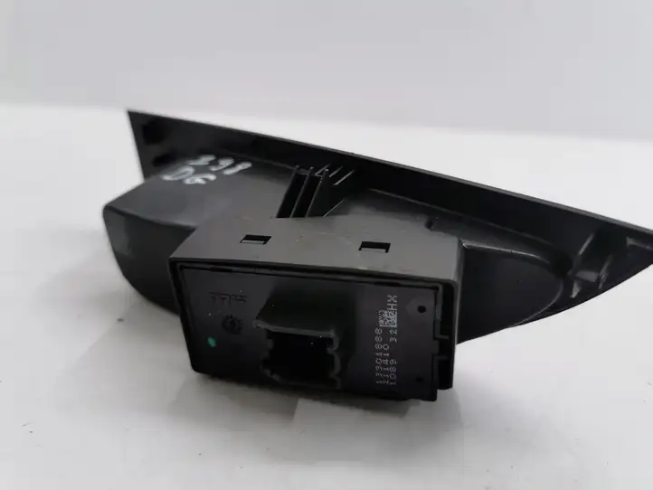 Opel Astra J (2009 - 2012) 13301888 Кнопка стеклоподъемников — фото 4