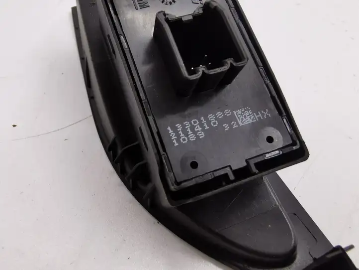 Opel Astra J (2009 - 2012) 13301888 Кнопка стеклоподъемников — фото 7