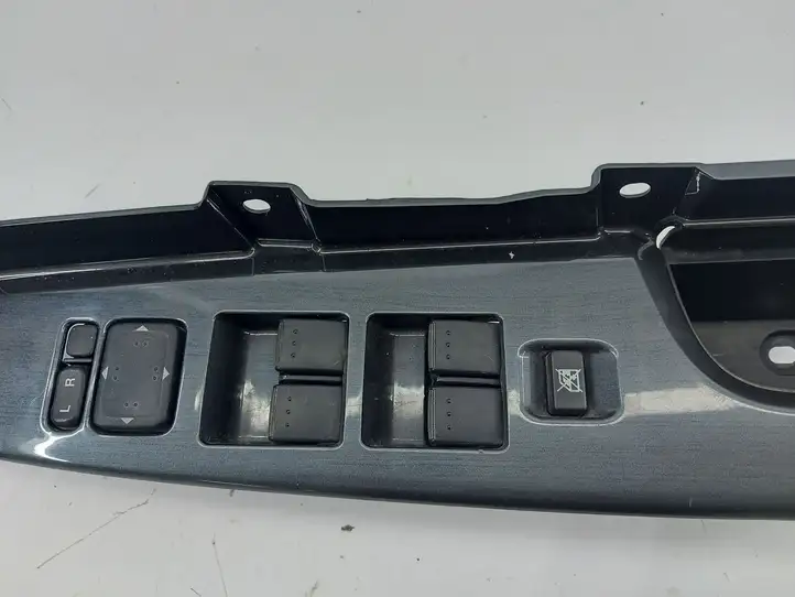 Mazda CX-7 (2006 - 2009) EH16SW420 Кнопка стеклоподъемников — фото 3