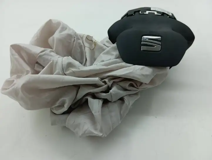 Seat Ateca (2016 - ) 6F0880201J Подушка безопасности руля — фото 2