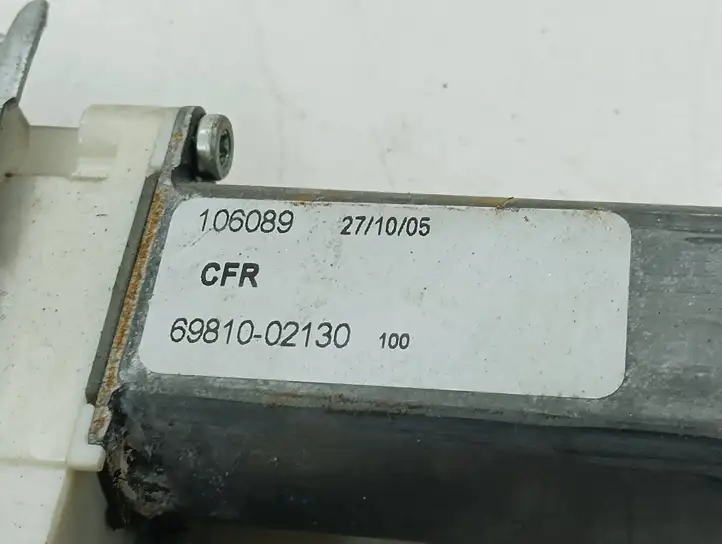 Toyota Corolla E120 E130 (2004 - 2007) 681002130 Электростеклоподъемник передний (комплект) — фото 6