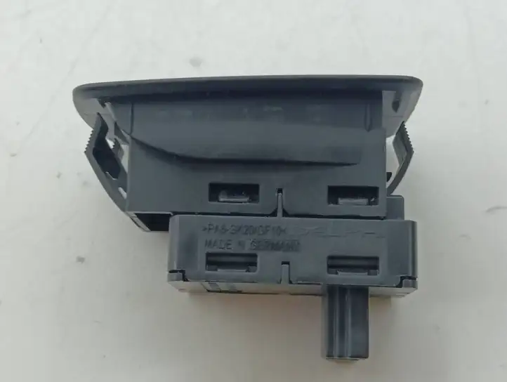 BMW X5 E70 (2006 - 2013) 6945874 Кнопка стеклоподъемников — фото 5